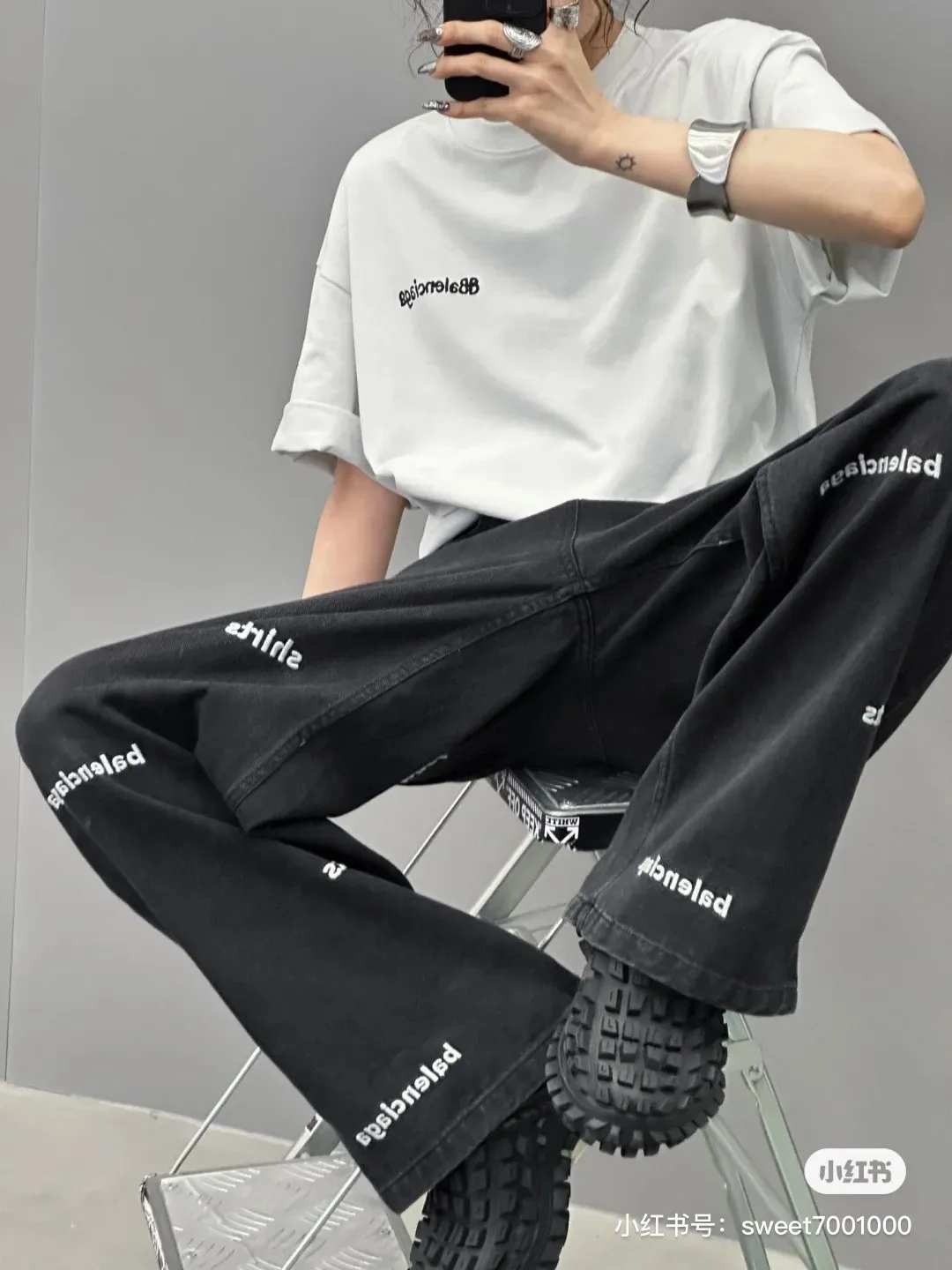 # Balenciaga/ #BB T Same Style